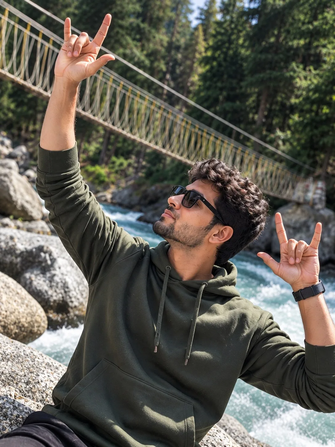 Manali Riverside Boy Close-Up Photo